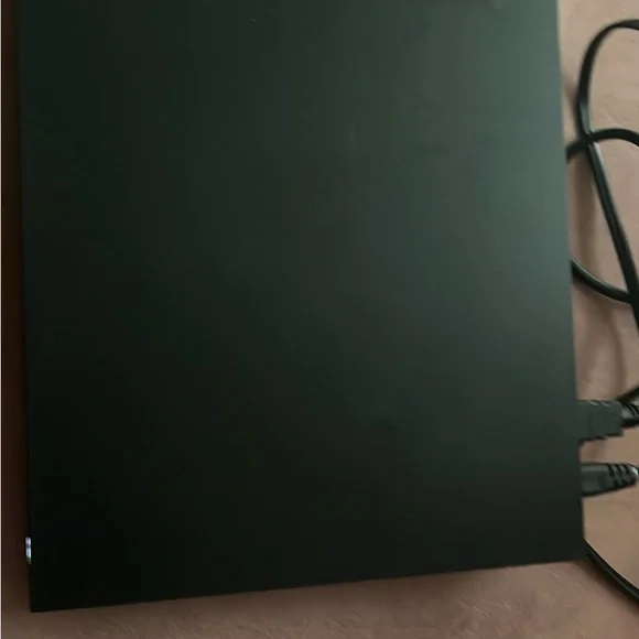 Xbox One Without Controller - Picture 3 of 5